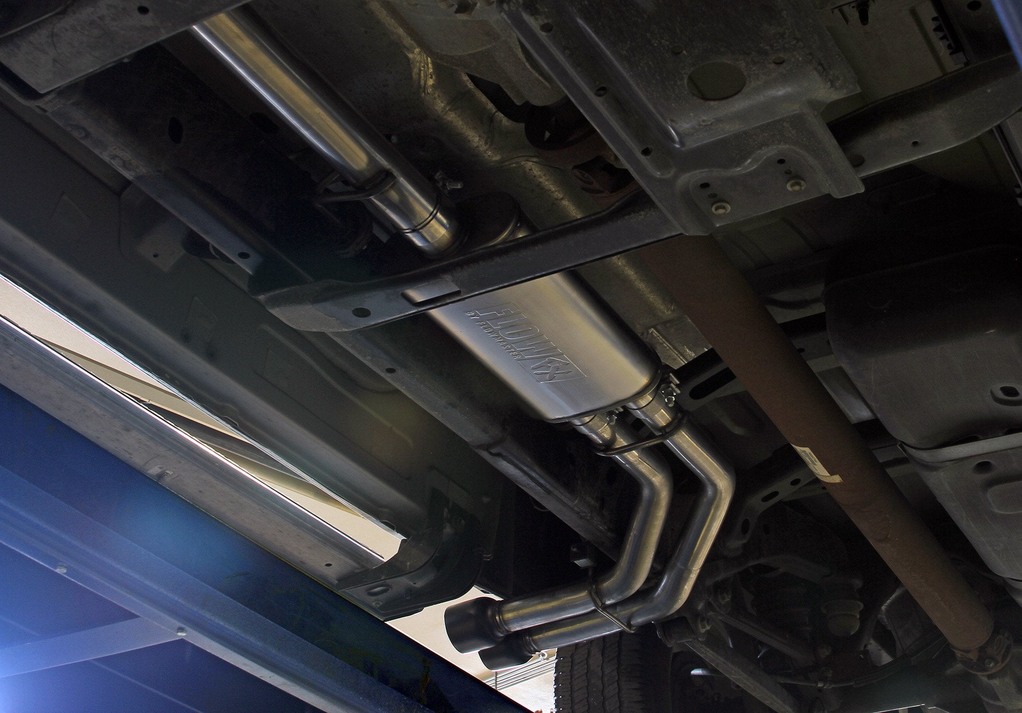 Flowmaster Flow FX Cat-Back Exhaust System Front View