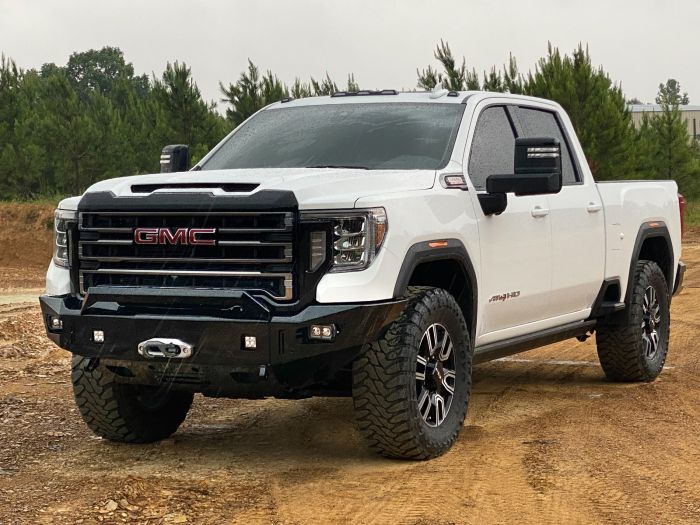 2020-2023 GMC SIERRA 2500/3500 OCTANE WINCH BUMPER Front View