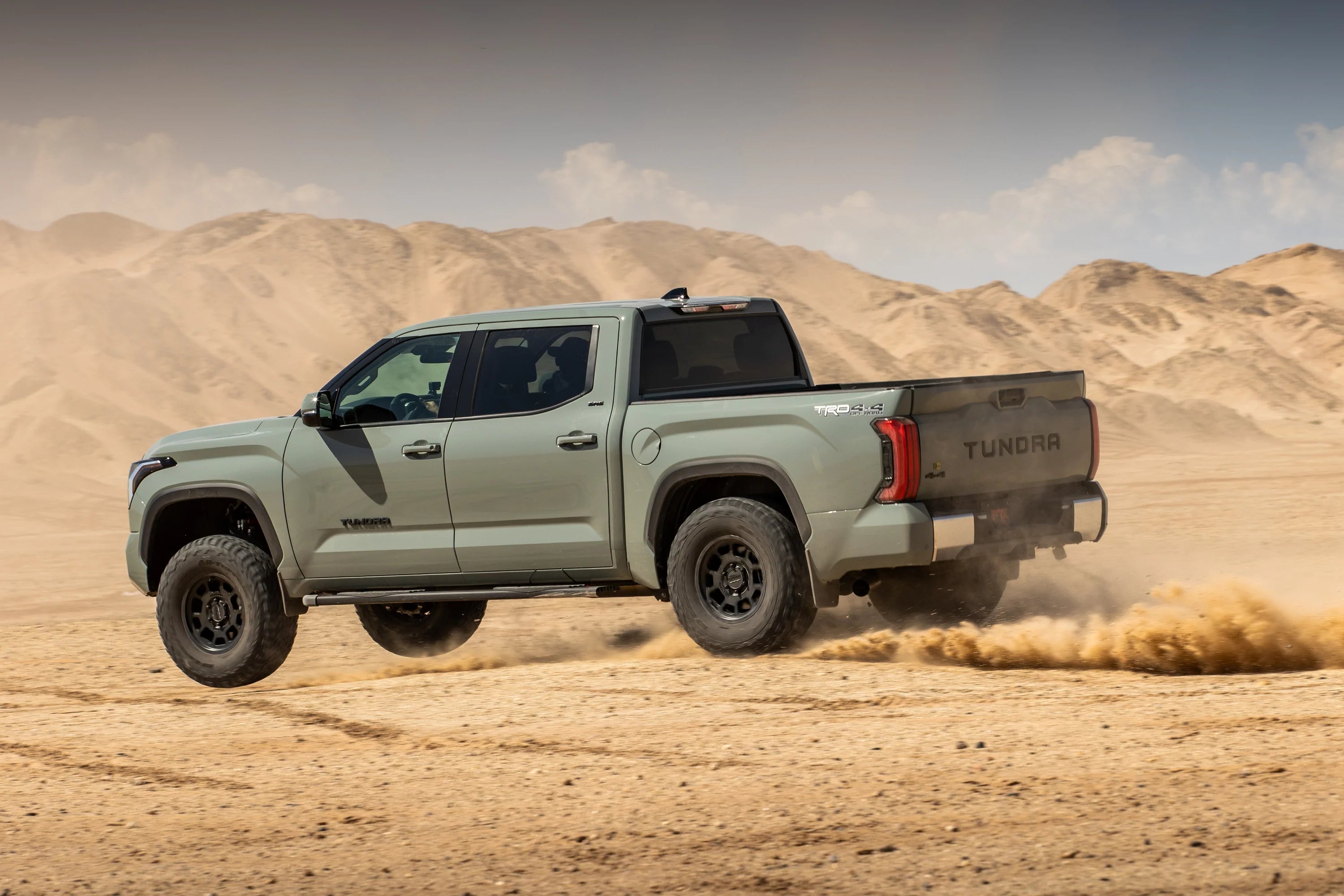 '22-24 TOYOTA TUNDRA FOX 3.0 FACTORY RACE RR COILOVERS & REAR SHOCKS (0-1" LIFT) Display on Vehicle