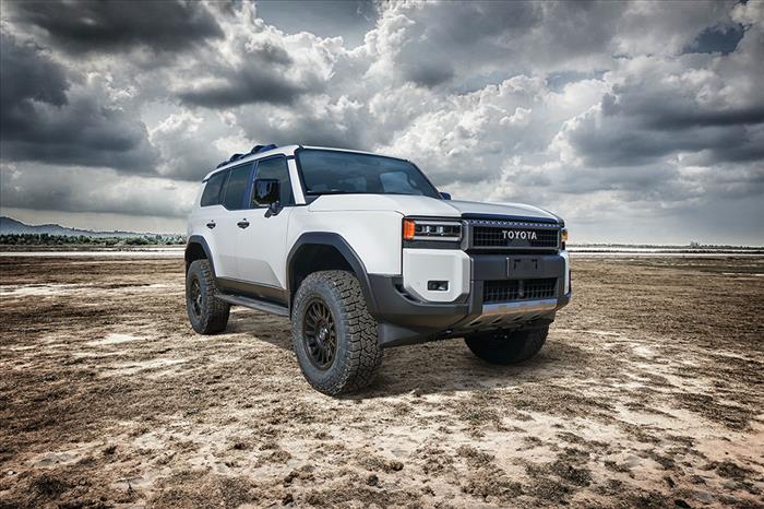 '24+ LC250 1.25-3" Lift Front 2.5 Coilovers w/ Remote Reservoirs & CDCV Front View