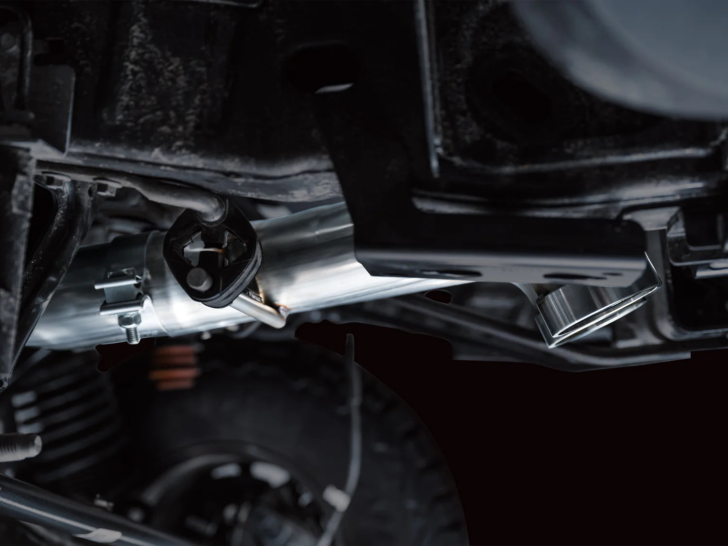 SWITCHPATH EXHAUST FOR THE 22-24 FORD BRONCO RAPTOR Close-up Display on Vehicle