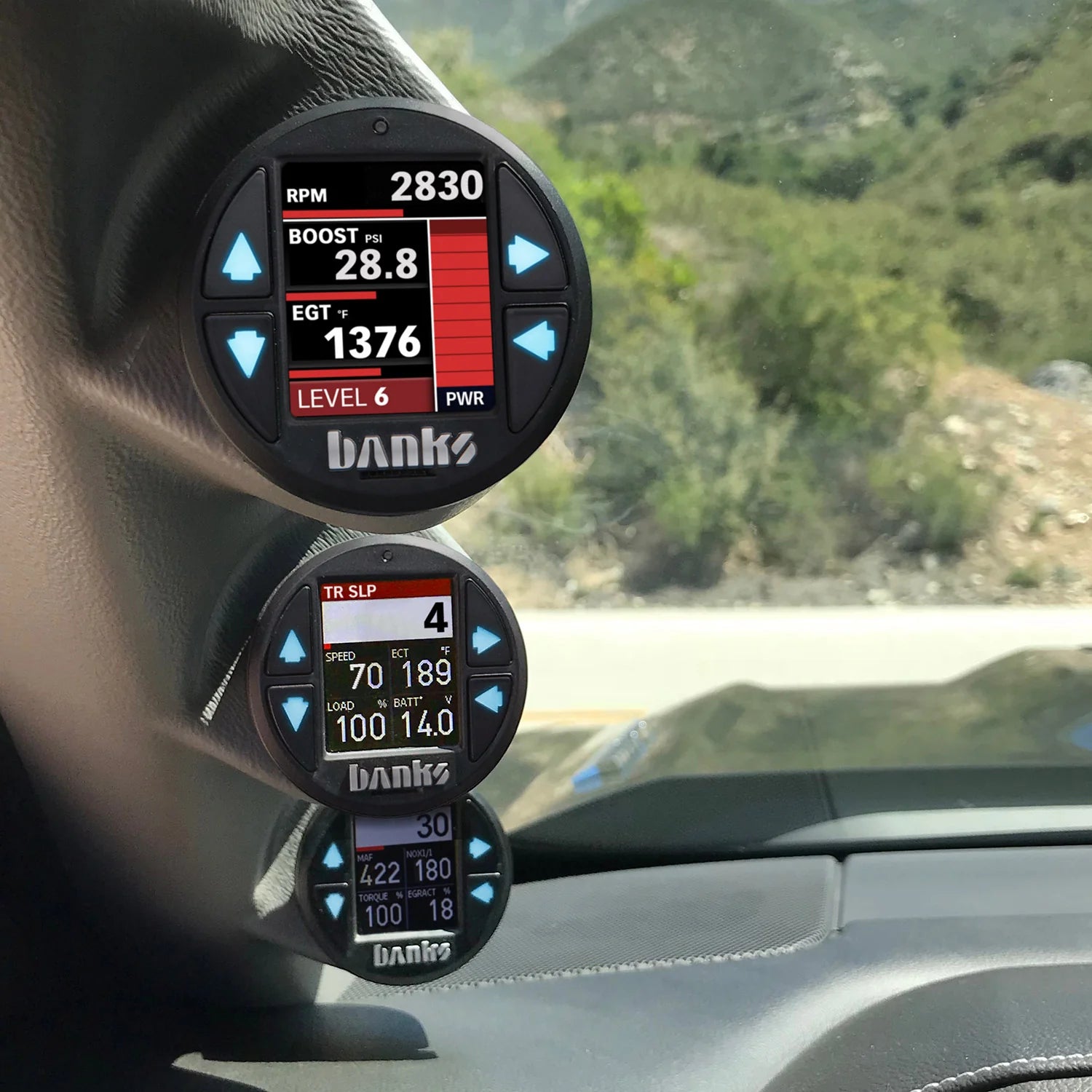2017-2019 Chevy/GMC 2500/3500 HD 6.6L Duramax, L5P Derringer Tuner Front View