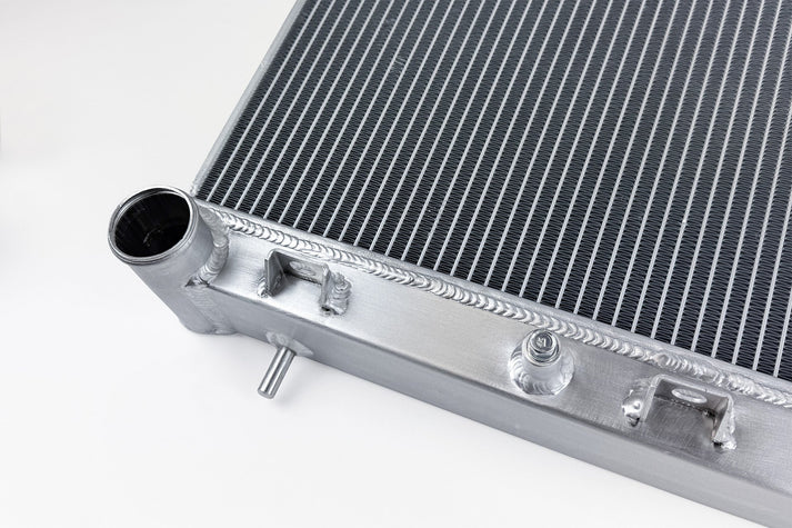 2nd Gen Subaru Forester XT (MT) High-Performance All-Aluminum Radiator Front View