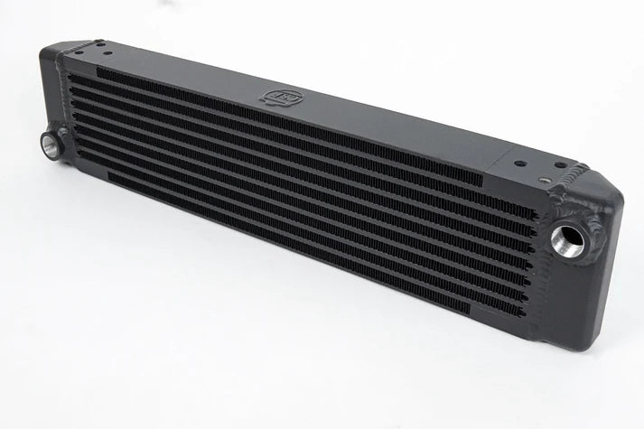 Universal Single-Pass Oil Cooler / RSR Porsche / M22 x 1.5 / 22L x 4.75H x 2.16W Front View
