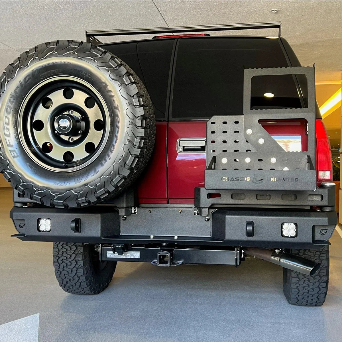 1992-1998 CHEVY/GM OCTANE DUAL SWING OUT REAR BUMPER Front View