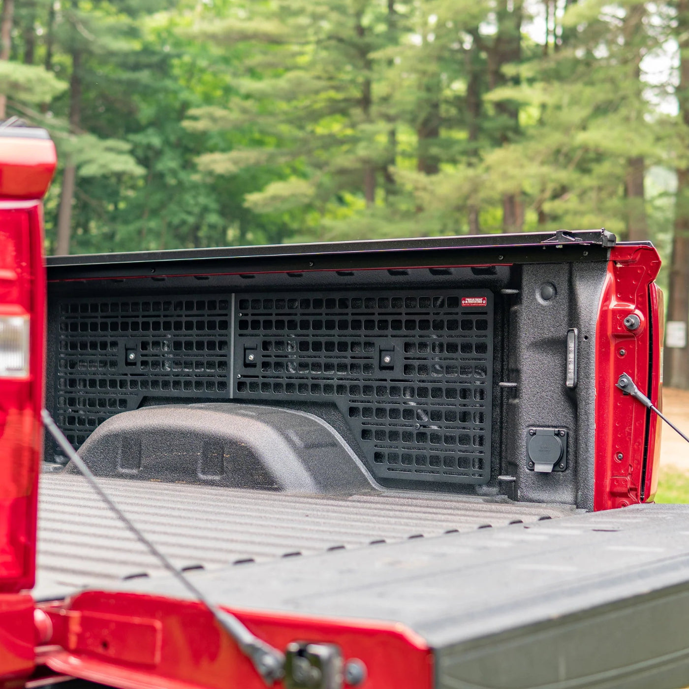 2020+ Chevy/GMC 2500/3500 Bedside Rack System - Passenger Side Only Display in Vehicle