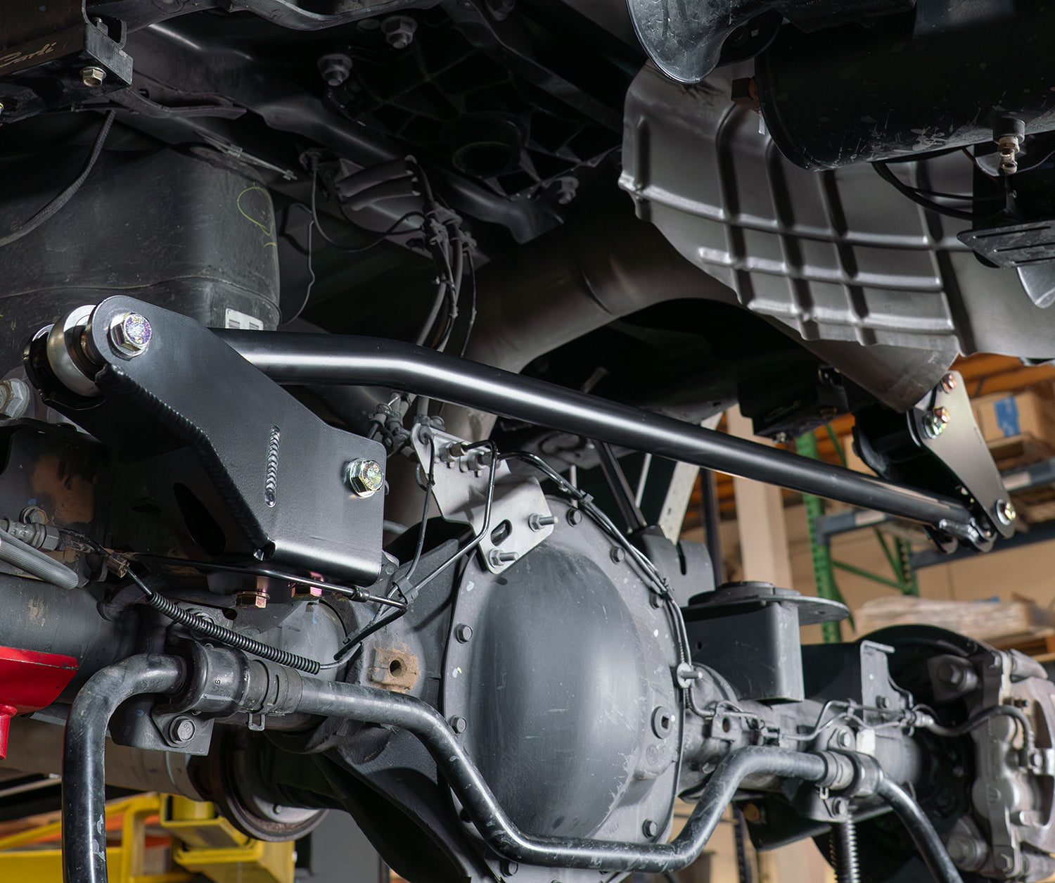 CARLI | 14-24 RAM 2500/Power Wagon EXTENDED REAR TRACK BAR Front View