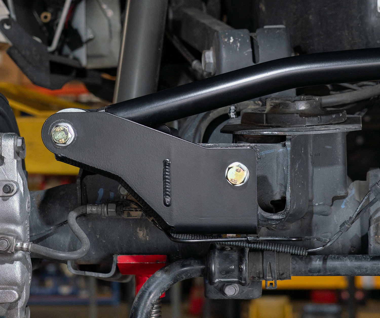 CARLI | 14-24 RAM 2500/Power Wagon EXTENDED REAR TRACK BAR Front View