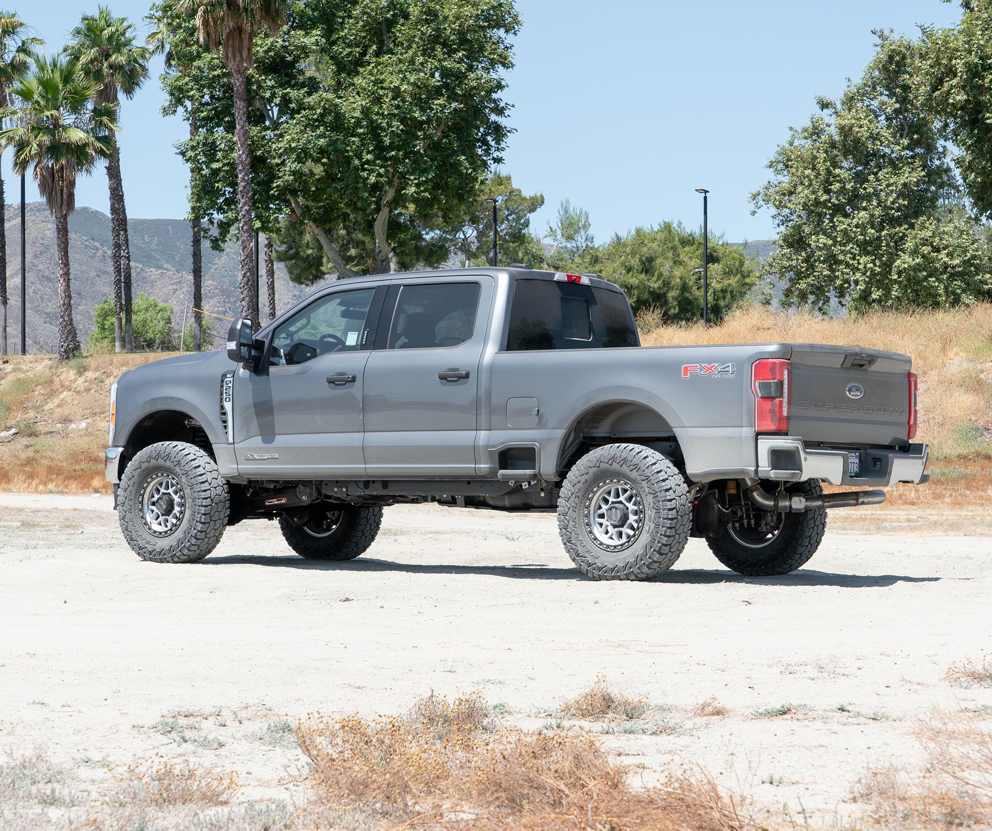 '23+ F250/F350 Carli E-Venture System Display on vehicle