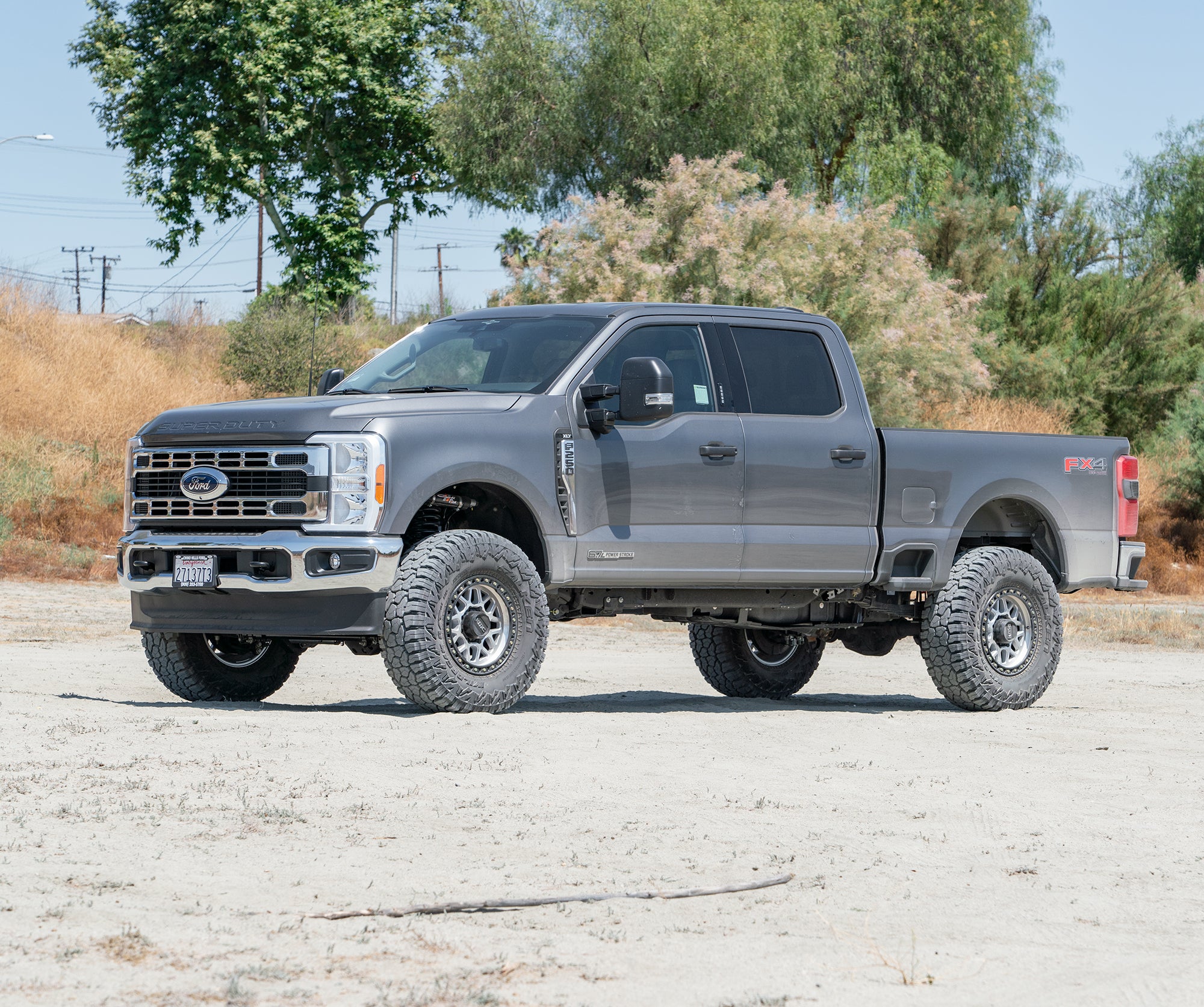 '23+ F250/F350 Carli E-Venture System Display on vehicle