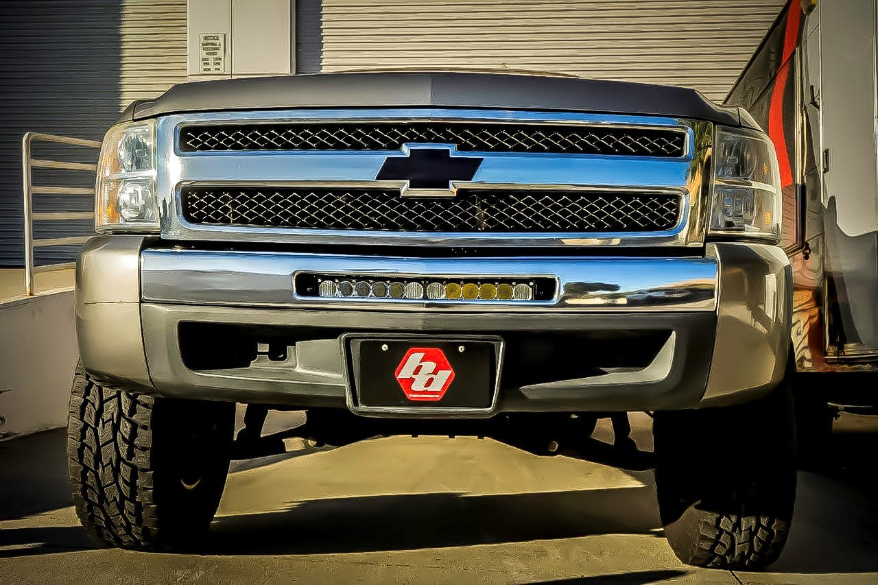 Chevy/GMC S8 20 Inch Bumper Light Bar Kit - Chevy/GMC 2007-13 Silverado/Sierra 1500/2500HD/3500HD {'07 New Body Style} Front View