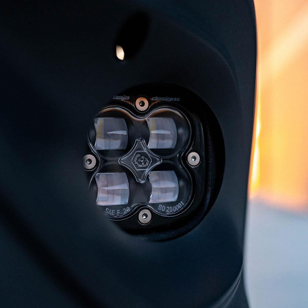 '14-18 Mercedes Sprinter Van Squadron SAE Fog Pocket Light Kit Close-up Display