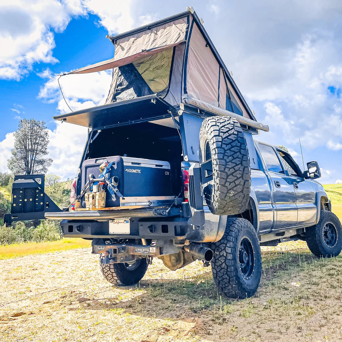 1999-2007 CHEVY/GMC 1500/2500/3500 OCTANE DUAL SWING OUT REAR BUMPER Front View
