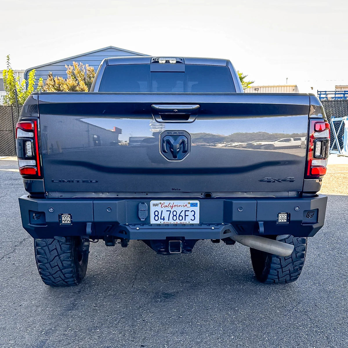 2010-2018 RAM 2500/3500 OCTANE REAR BUMPER Front View