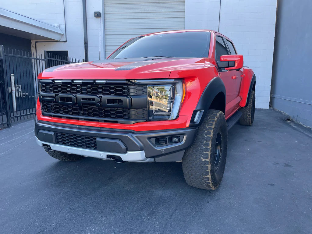 2021-2022 Ford Raptor Fenders Display on Vehicle