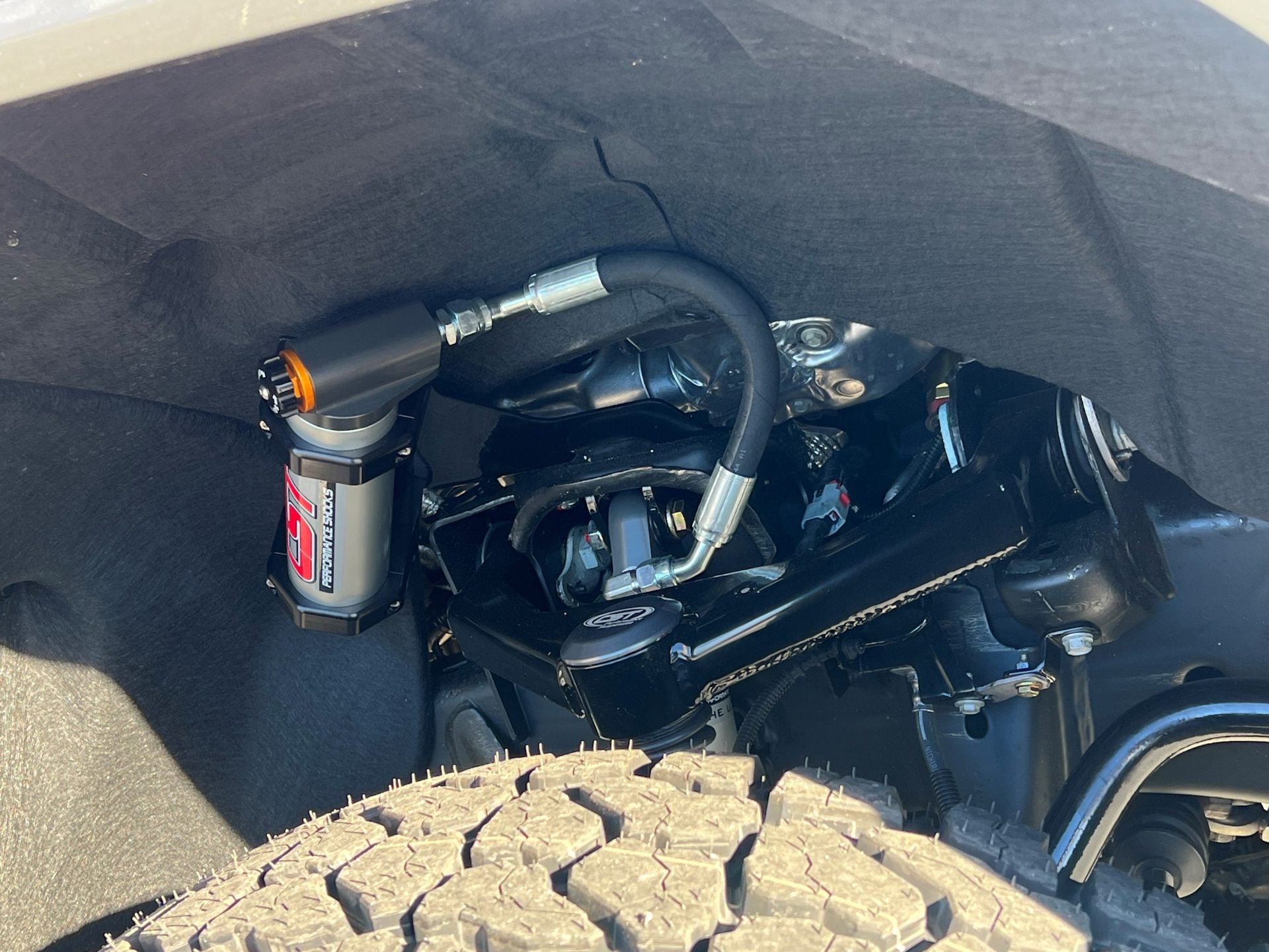 CST 2020-25 HD 2500 / 3500 | CST Pro-Series 2.5 Shock Systems (w/ CDA)