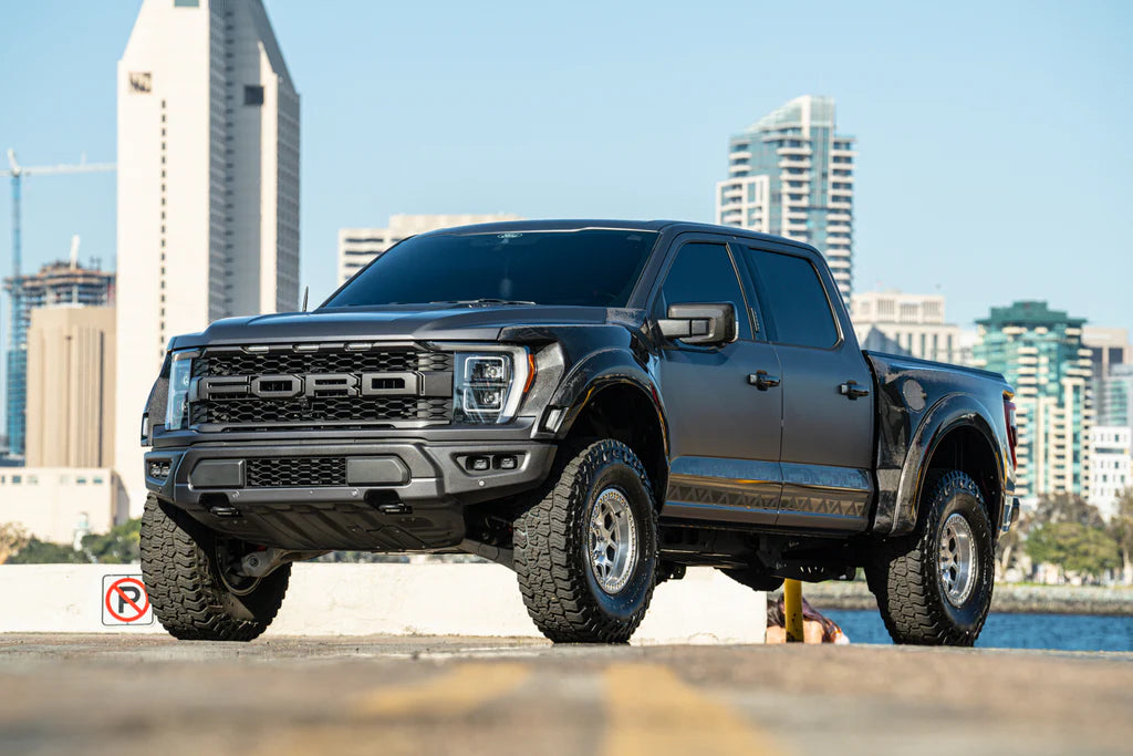 2021-2022 Ford Raptor Fenders Display on Vehicle