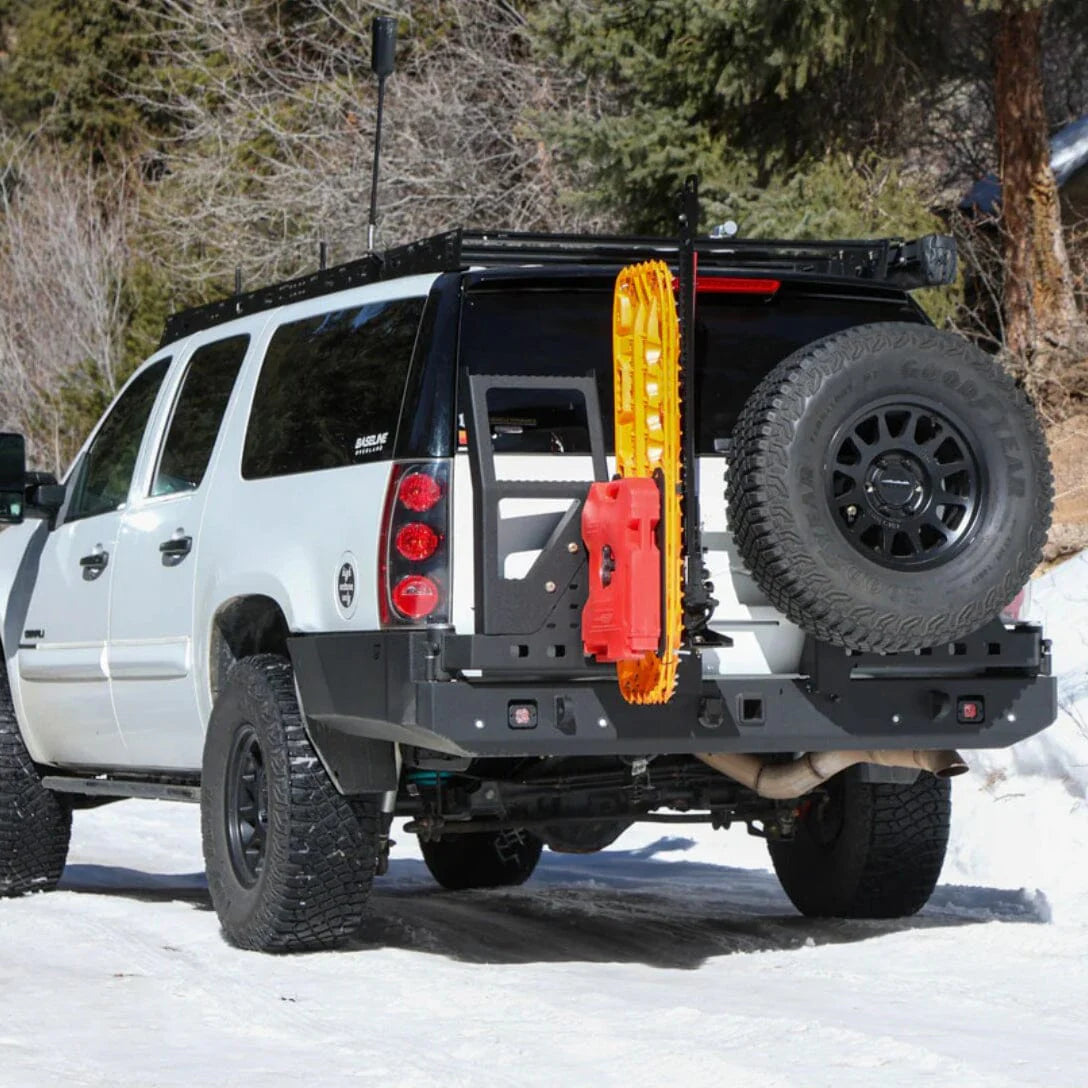 2007-2014 CHEVY SUBURBAN & GMC YUKON XL 1500/2500 HIGH CLEARANCE OCTANE DUAL SWING OUT REAR BUMPER Front View