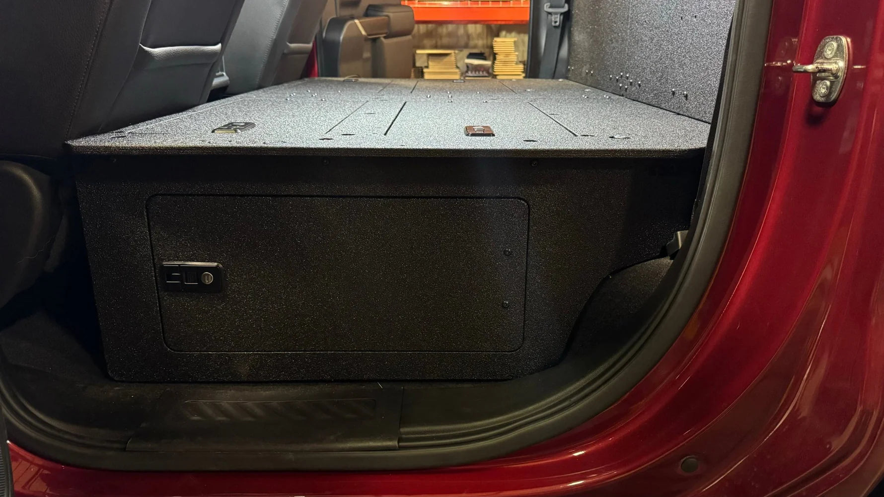 CHEVY - SILVERADO - 4TH GEN - GMC - SIERRA - 2019-PRESENT - 5TH GEN - EXPLORE SERIES - CREW CAB - SEAT DELETE PLATE SYSTEM - SECOND ROW - 100% Front View