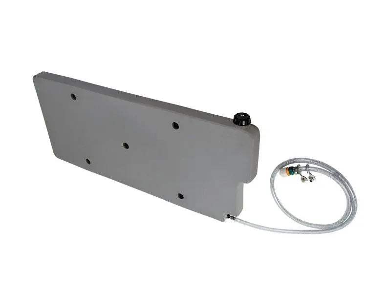 Upright Water Tank / Flat Front View
