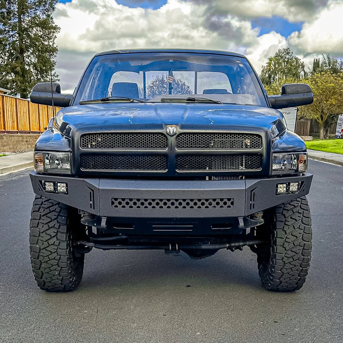 1994-2002 RAM 1500/2500/3500 OCTANE SERIES FRONT BUMPER Front View