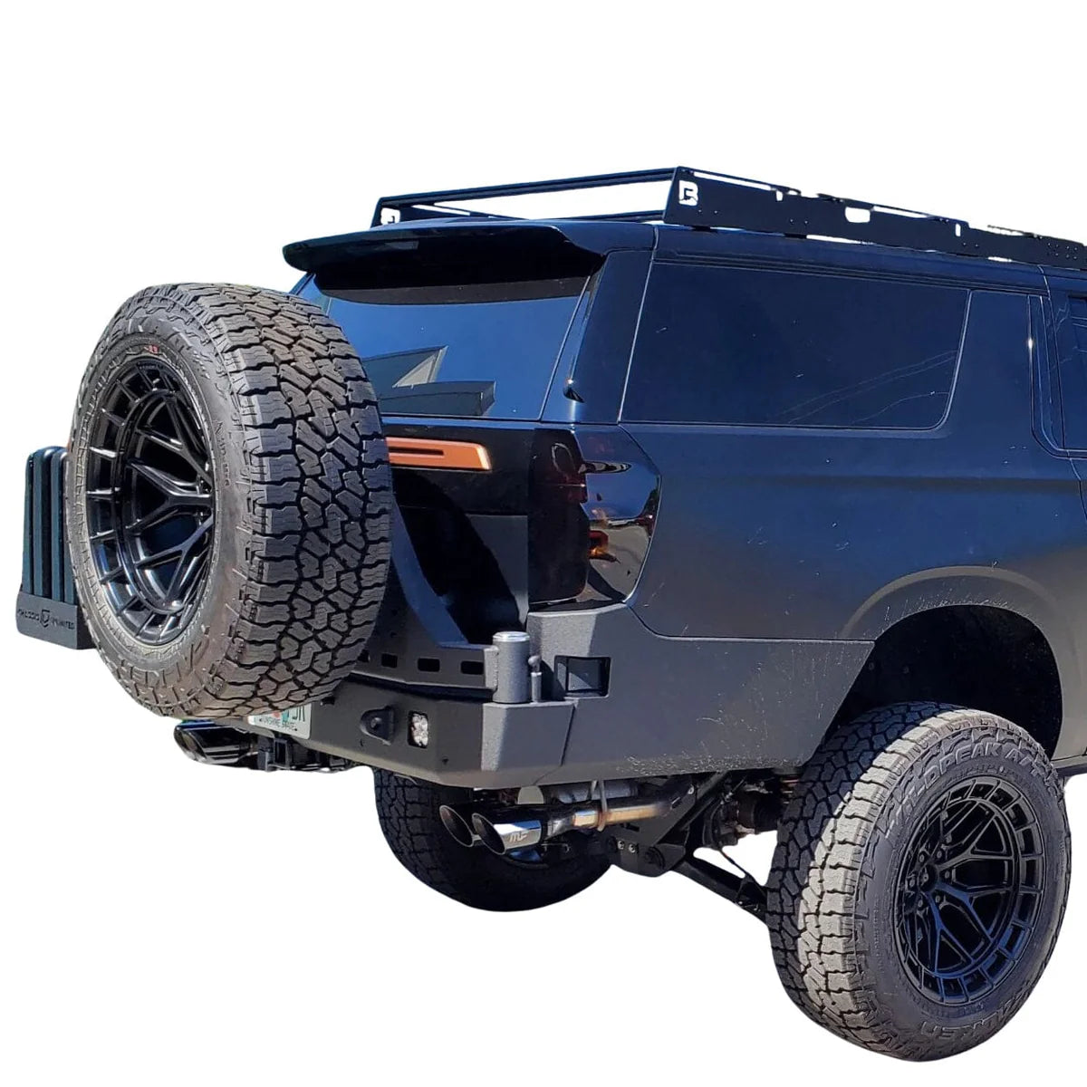 2021+ CHEVY SUBURBAN & GMC YUKON XL HIGH CLEARANCE OCTANE DUAL SWING OUT REAR BUMPER Front View