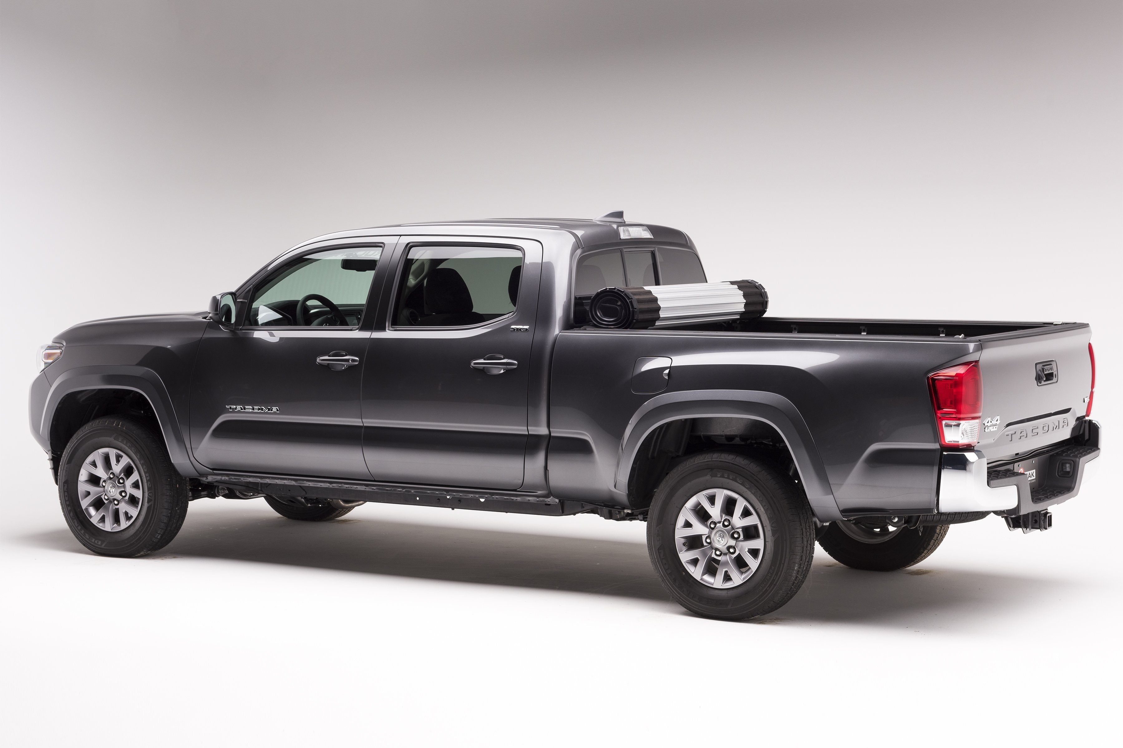 05-23 Toyota Tacoma X2 Revolver Tonneau Cover Bed Cover BAK Flip display on Vehicle