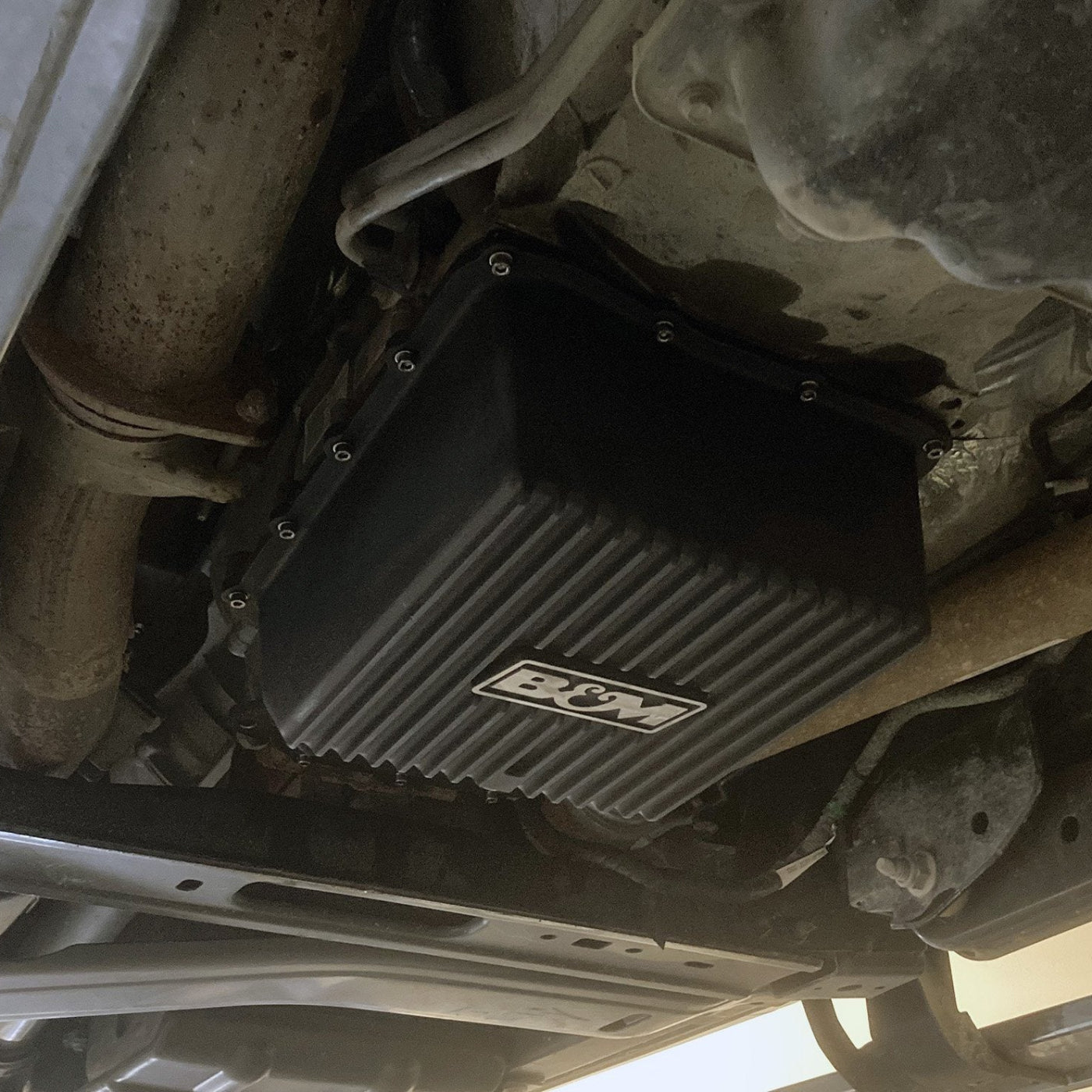 '11-21 Ford F250/F350 B&M HI-TEK Deep Transmission Pan - Black Drivetrain B&M display on Vehicle