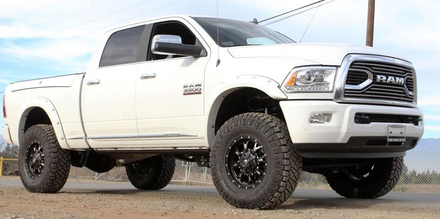 '13-24 Ram 3500 2.5 Pintop System-Auto Air Level Suspension Display on Vehicle