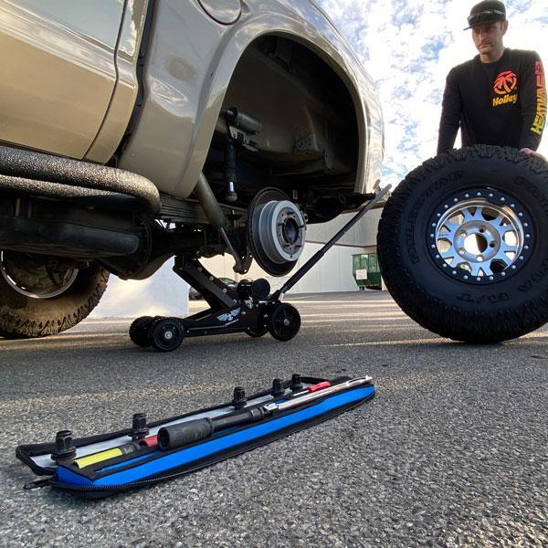 1.5 Ton Talon Jack Tool Kit Off-Road Jacks Pro Eagle Jacks display