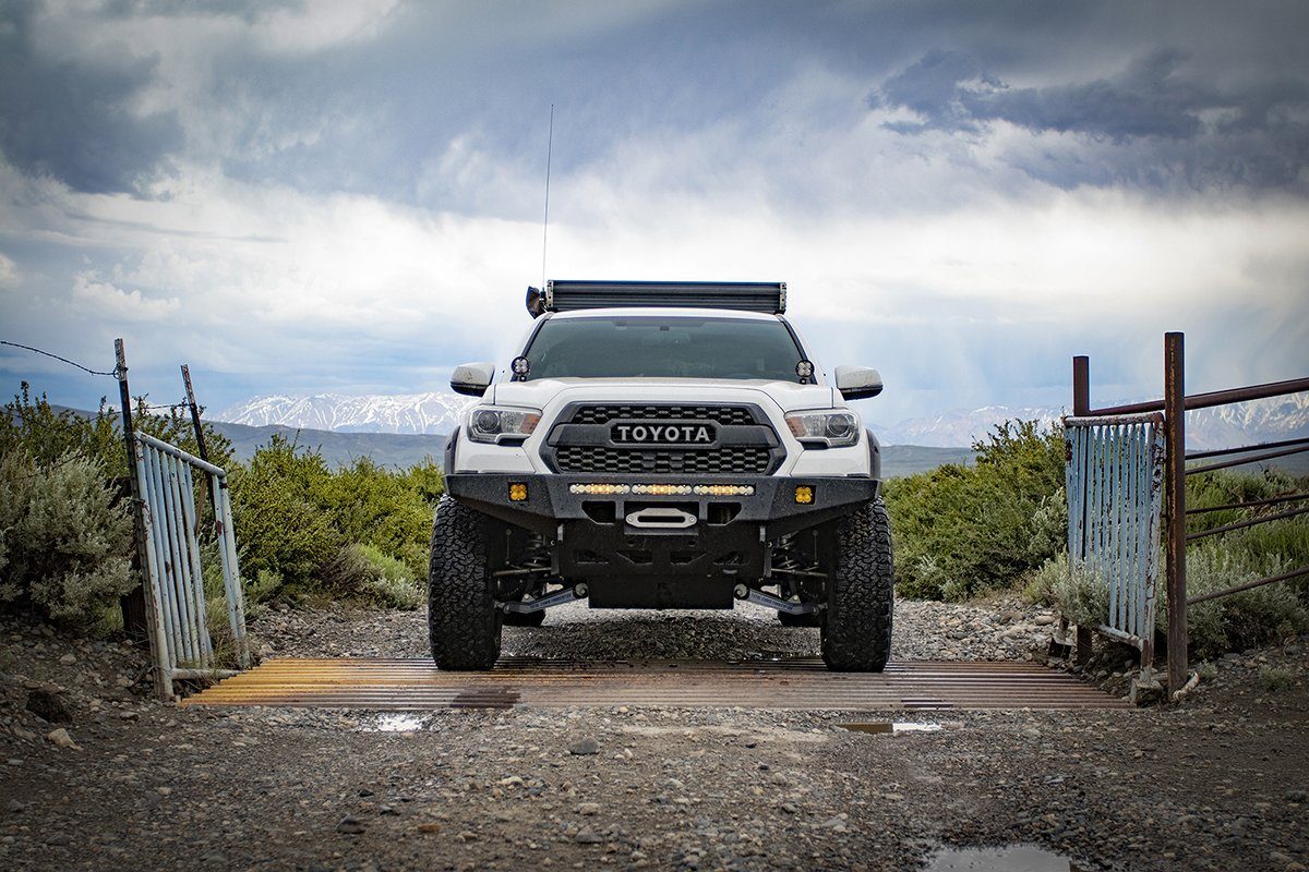 '16-Current Tacoma Prerunner/4WD 2" Expedition Series Long Travel Kit Suspension Total Chaos Fabrication