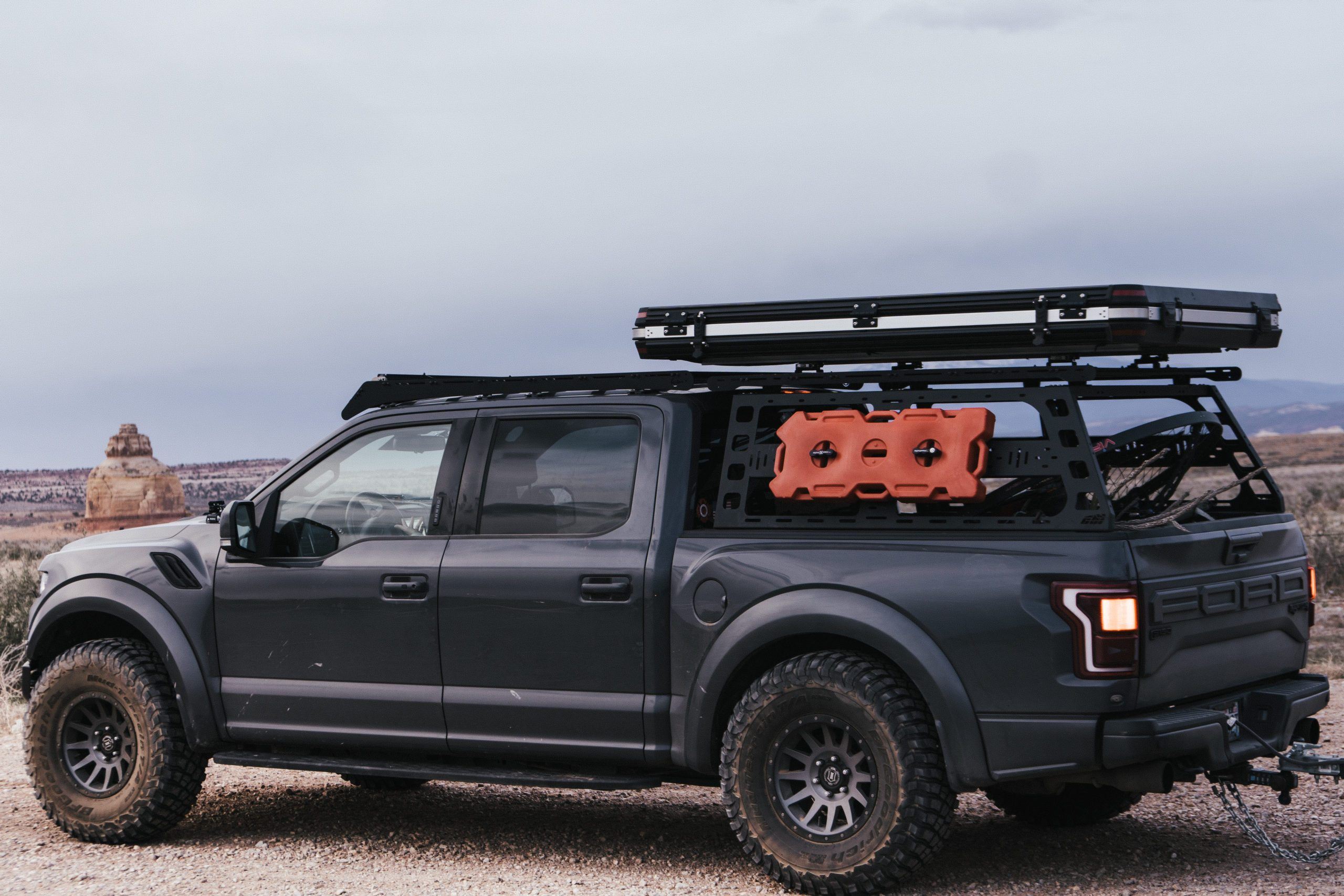 '10-22 Ford Raptor CBI Off-Road Cab Height Bed Rack Display on Vehicle