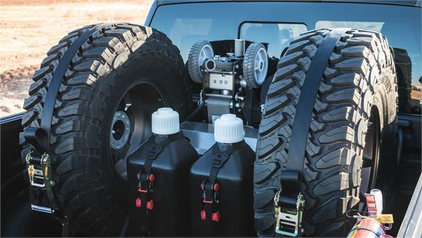 '17-20 Ford Raptor SDHQ Built In Bed Chase Rack Chase Rack SDHQ Off Road