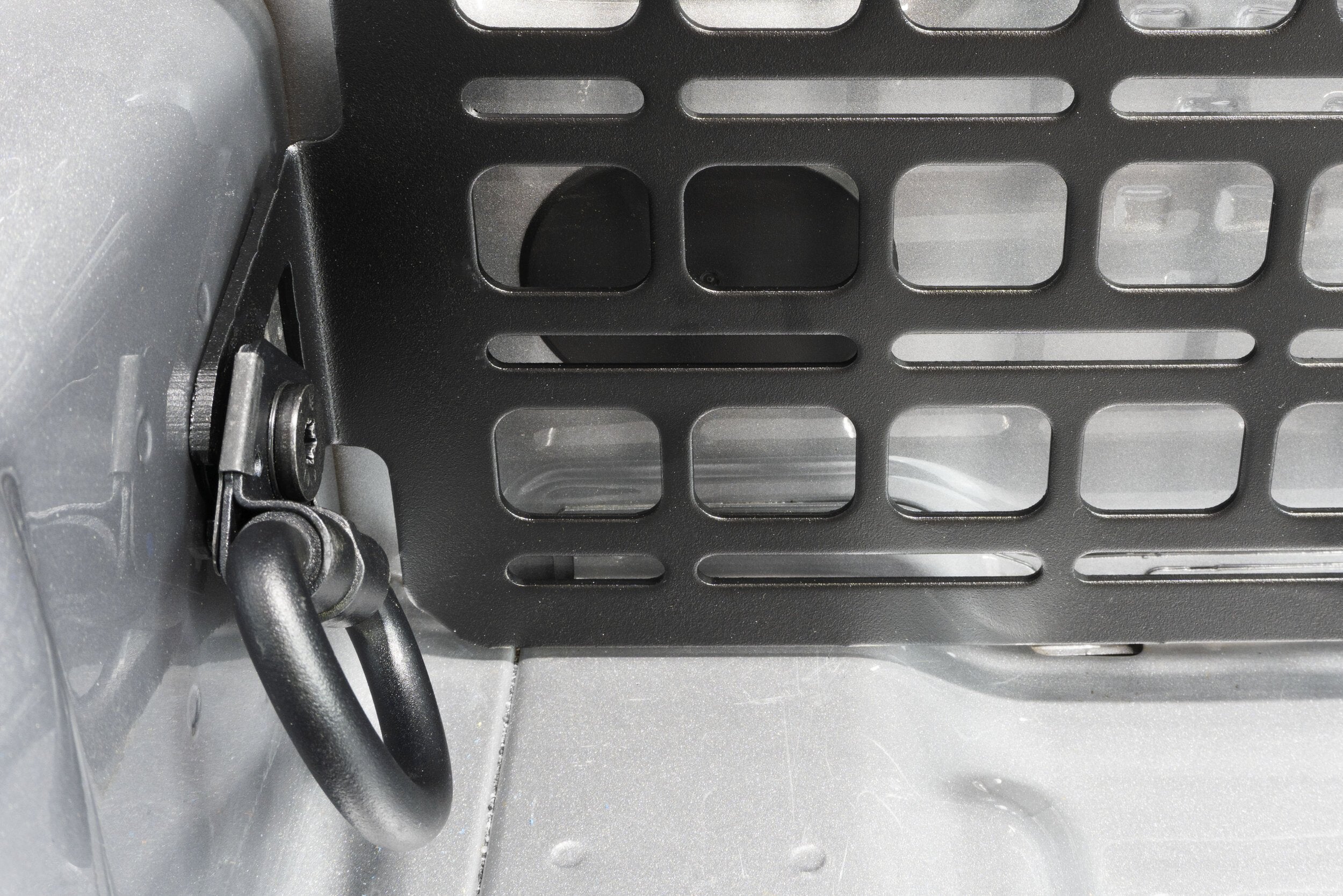 '20-24 Jeep Gladiator (JT) Bedside Rack System-Front Panel Close-up Display Installed