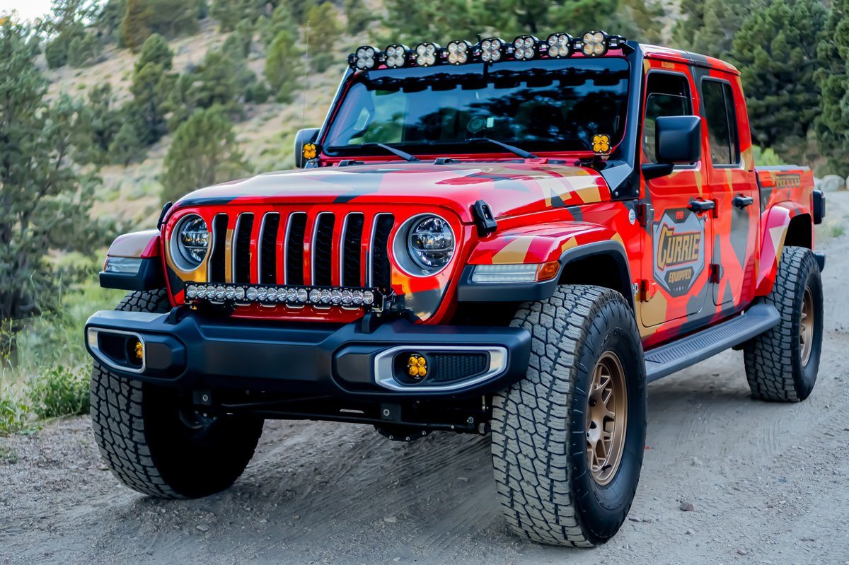 '20-22 Jeep JT Gladiator XL Linkable Roof Bar Kit Lighting Baja Designs display on Vehicle