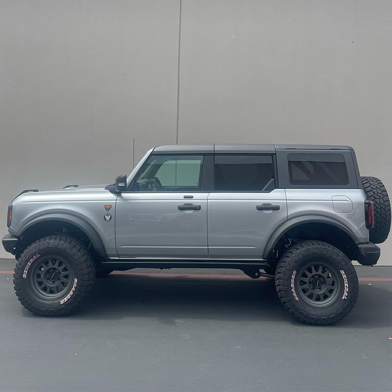 '21-24 Ford Bronco Camburg 1.25" Uniball Upper Control Arms Display on Vehicle