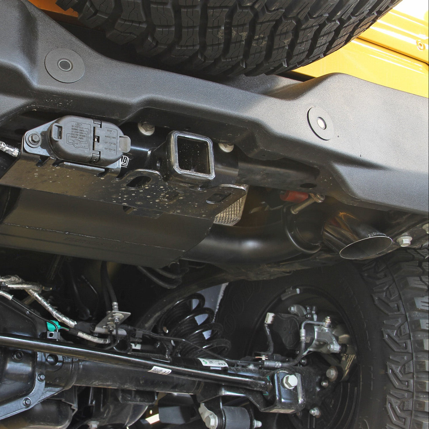 '21-23 Ford Bronco Flowmaster American Thunder Axle-Back Exhaust System Close-up Display on Vehicle
