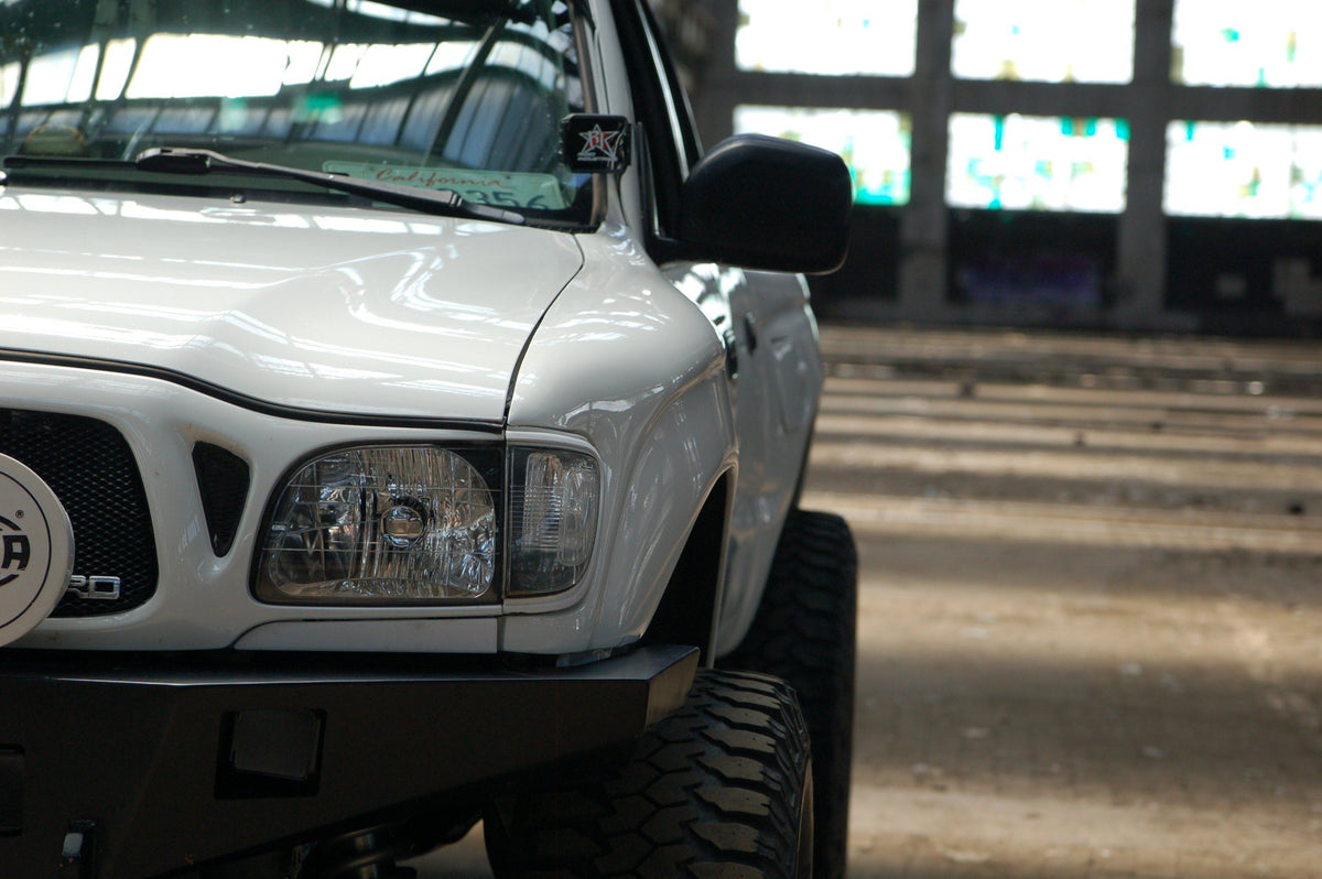 '96-04 Toyota Tacoma Fenders | 4.5" Bulge Display on Vehicle