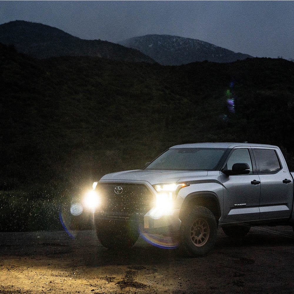 '22-23 Toyota Tundra Squadron Sport Vent Kit display on Vehicle (In Use)