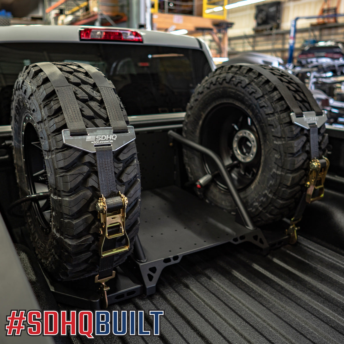 '07 ½-18 Chevy/GM 1500 SDHQ Built In Bed Chase Rack SDHQ Off Road display