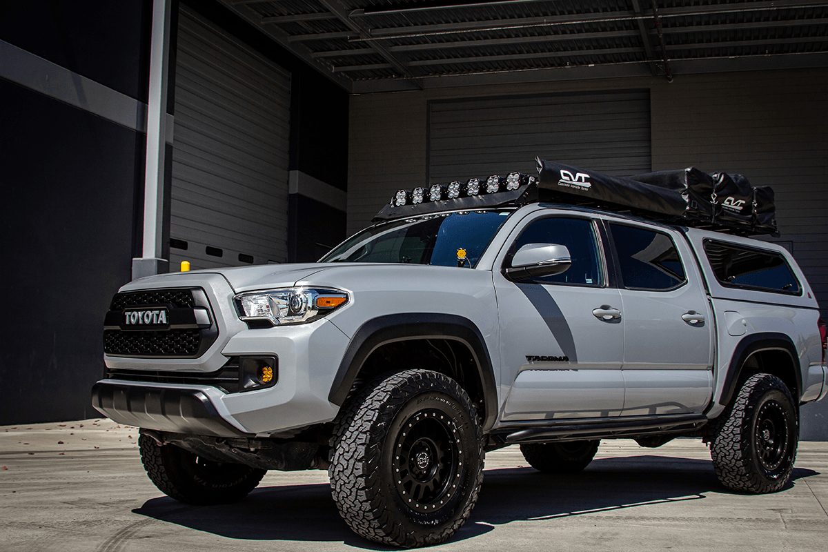 Baja Designs 7 XL Linkable Kit for Prinsu Roof Rack Kit Lighting Baja Designs Display on Vehicle