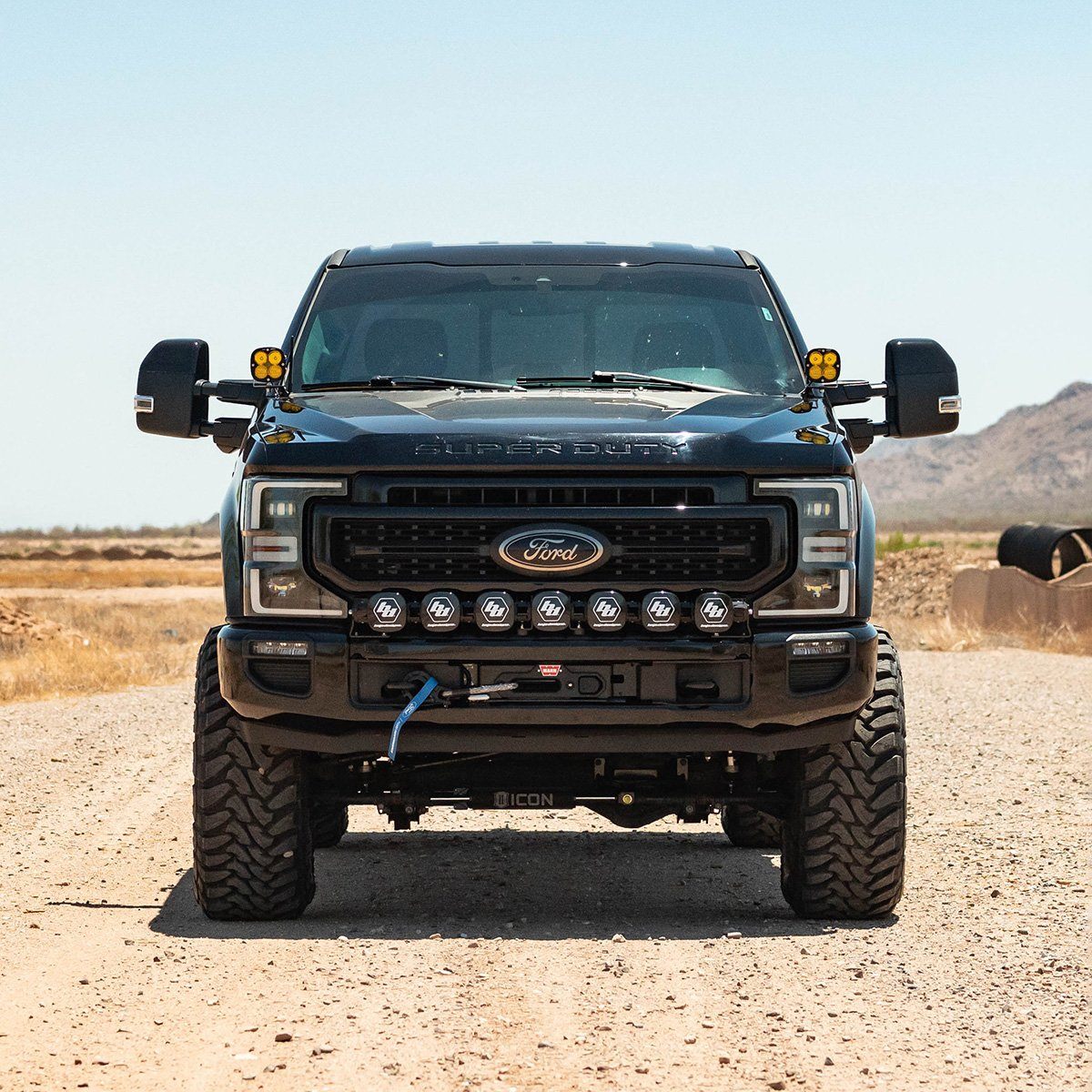 Ford Performance by WARN® Ford Super Duty Winch Kit 2020-2022 Display on Vehicle