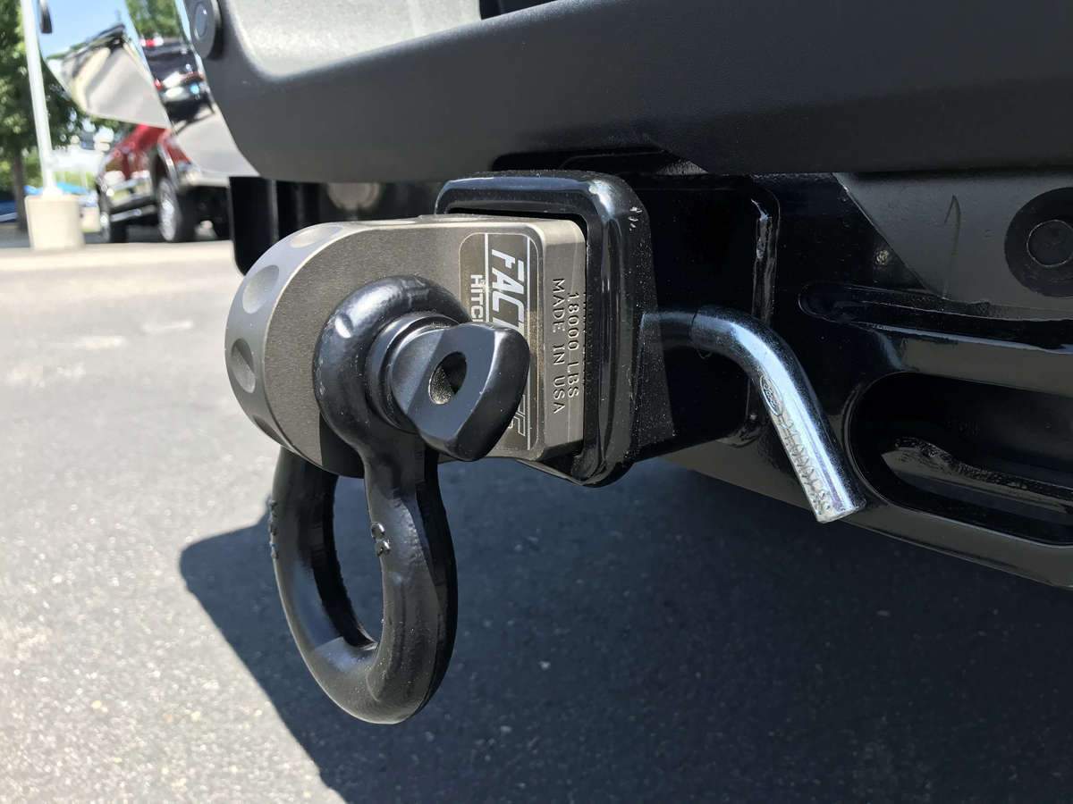 Factor 55 - HitchLink 3.0 Display on vehicle