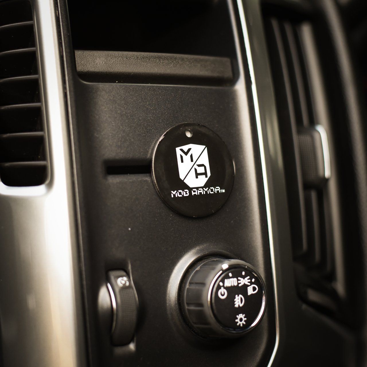 Mob Mounting Discs (2 pack) Interior Accessories Mob Armor display