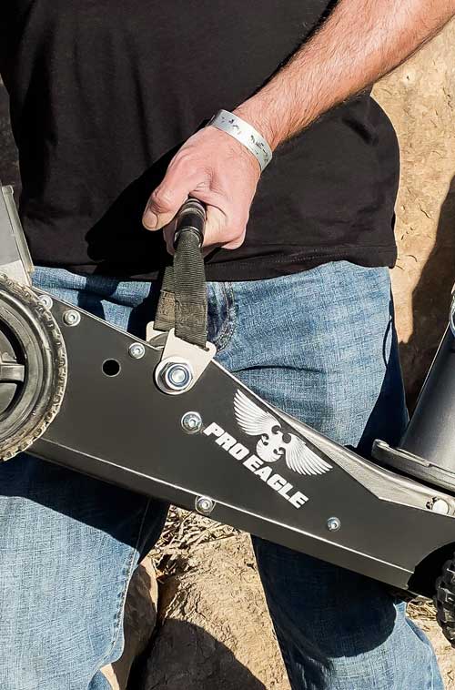 Grab Handle Pro Eagle Jacks display