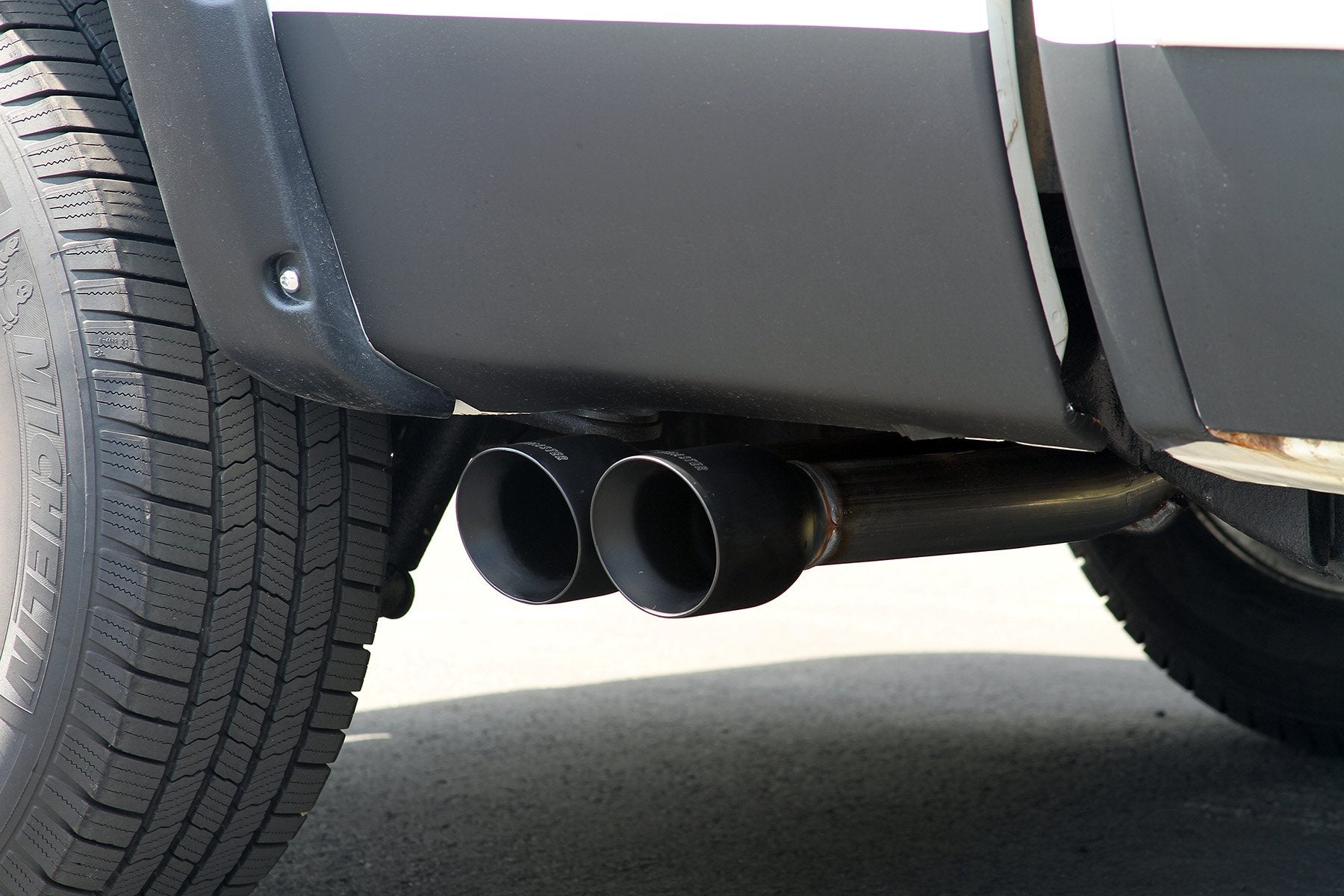 Flowmaster Flow FX Cat-Back Exhaust System Front View