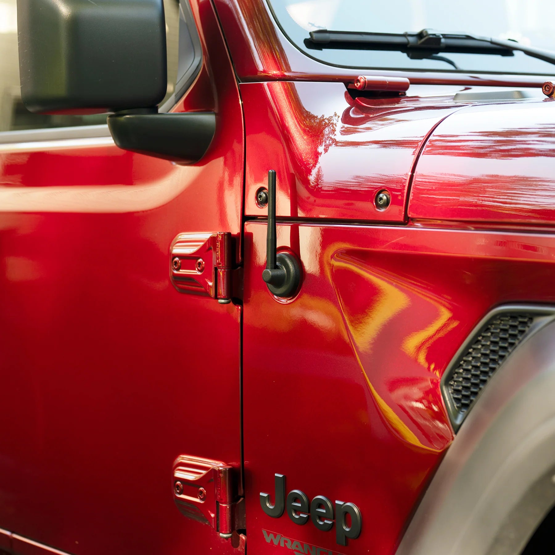Perfect-Fit Stubby Antenna | Jeep Wrangler & Gladiator (2017-2023) Display on Vehicle