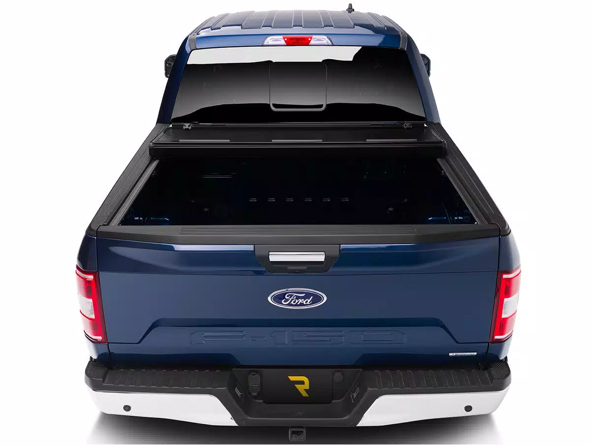 BAK 21-22 Ford F-150 (Incl. 2022 Lightning) BAKFlip FiberMax 5.7ft Bed Cover