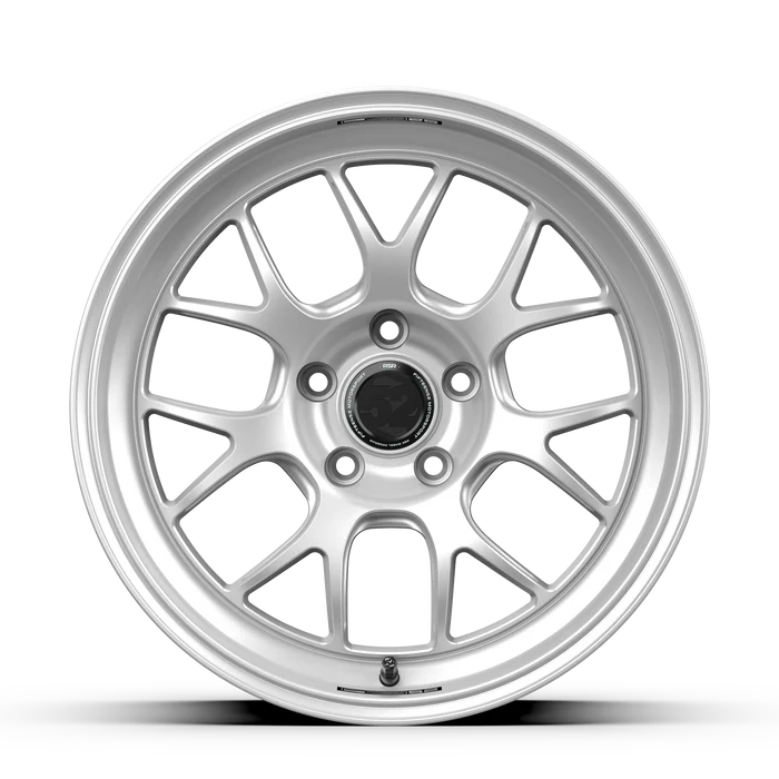 Fifteen52 Vertex RSR Wheels