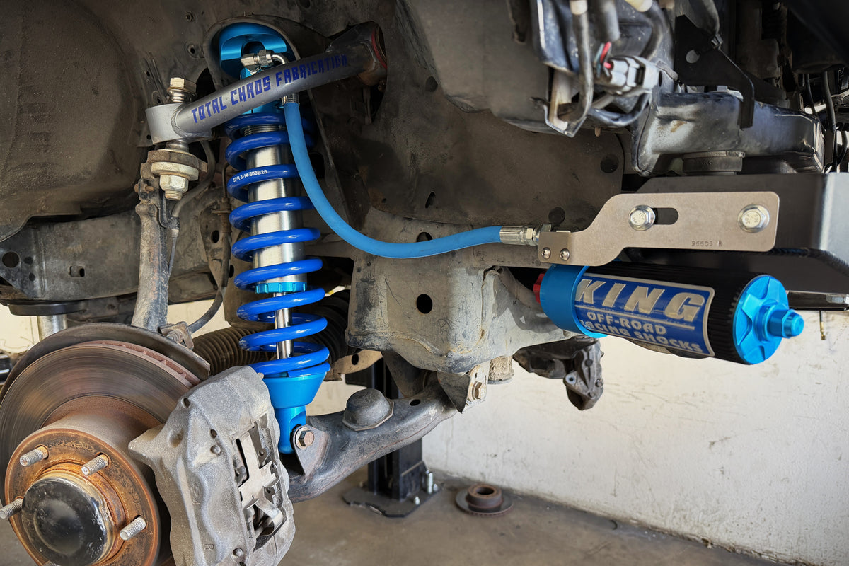 UCA W/ ADJUSTABLE COILOVER 2.5 INCH DIAMETER SHOCKS W/ COMPRESSION ADJUSTERS - 1ST GEN TUNDRA